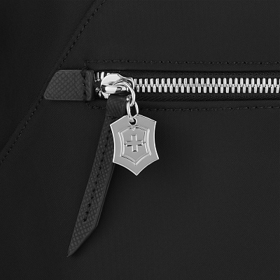 Рюкзак VICTORINOX Victoria Signature Deluxe Backpack, черный, нейлон/кожа, 32x18x39 см