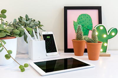 Беспроводная док-станция Ontario из переработанного пластика RCS, 10 Вт