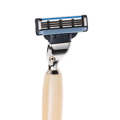 Бритвенный набор Mondial: станок, помазок, подставка; цвет слоновая кость