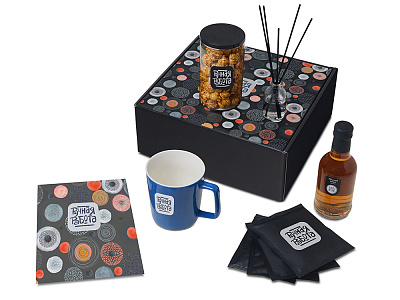 Подарочный набор Re:y. Treat с кружкой, сиропом и попкорном (Синий)