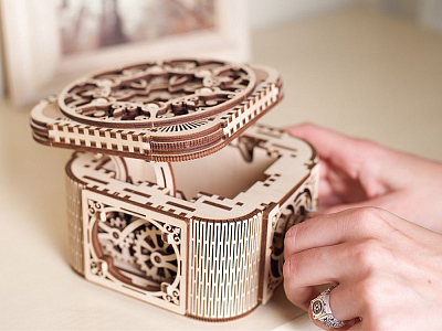 3D-ПАЗЛ UGEARS Шкатулка с секретом