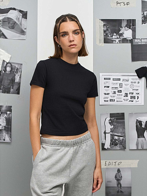 Футболка женская Lilia, черная