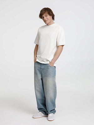 Футболка оверсайз унисекс Sideline, молочно-белая