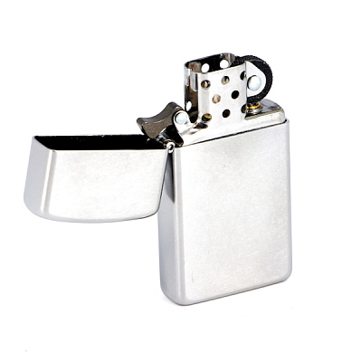 Зажигалка ZIPPO Slim® с покрытием Satin Chrome™, латунь/сталь, серебристая, матовая, 29x10x60 мм