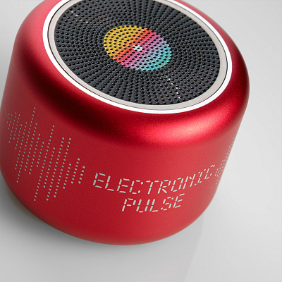 Беспроводная колонка Passion 80dB 600 mAh (Bluetooth 5.4), красная