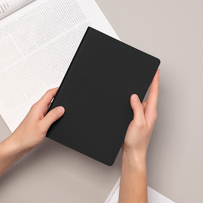 Ежедневник Спарк (Spark) недатированный, черный (с упаковкой, со стикерами)