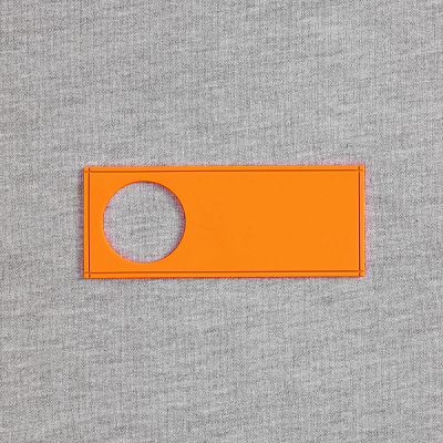 Лейбл из ПВХ с вырубкой «Круг», оранжевый неон