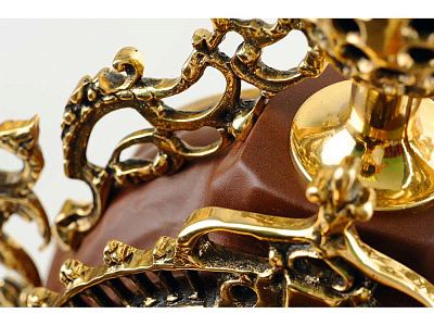 Композиция Герцог Альба: интерьерные часы с подсвечниками