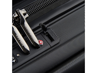 Чемодан 4-х колесный SHADOW 5.0, 35,5л