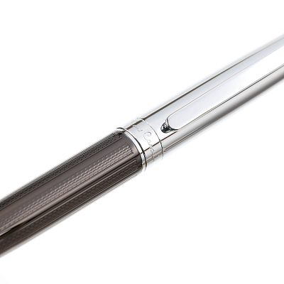 Ручка перьевая Pierre Cardin LEO, цвет - серебристый и коричневый. Упаковка B-1