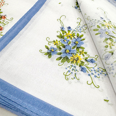 Платки носовые женские "G" 45450