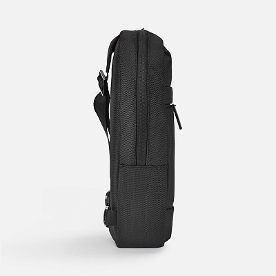 Рюкзак на одно плечо Discovery M, черный