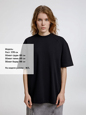 Футболка оверсайз унисекс Sideline, черная
