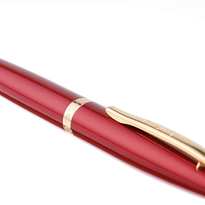 Ручка шариковая Pierre Cardin CAPRE.  Цвет - красный. Упаковка Е-2.