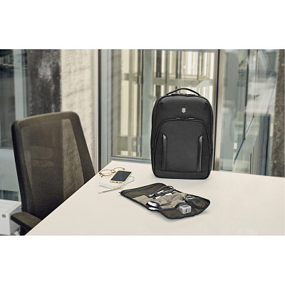 Рюкзак VICTORINOX Altmont Professional City Laptop Backpack 14", чёрный, полиэфирная ткань, 27x15x40 см,14 л