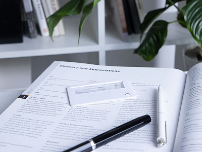 Лупа Visionary с подсветкой, белая