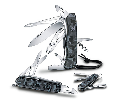 Нож перочинный VICTORINOX Skipper Navy Camouflage, 111 мм, 17 фнк, с фиксатором, серо-синий камуфляж