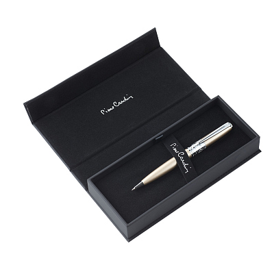 Ручка шариковая Pierre Cardin BARON. Цвет - бежевый. Упаковка В.