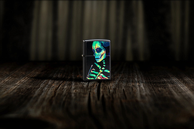 Зажигалка ZIPPO Skeleton Design с покрытием Black Light, латунь/сталь, черная, матовая, 38x13x57 мм